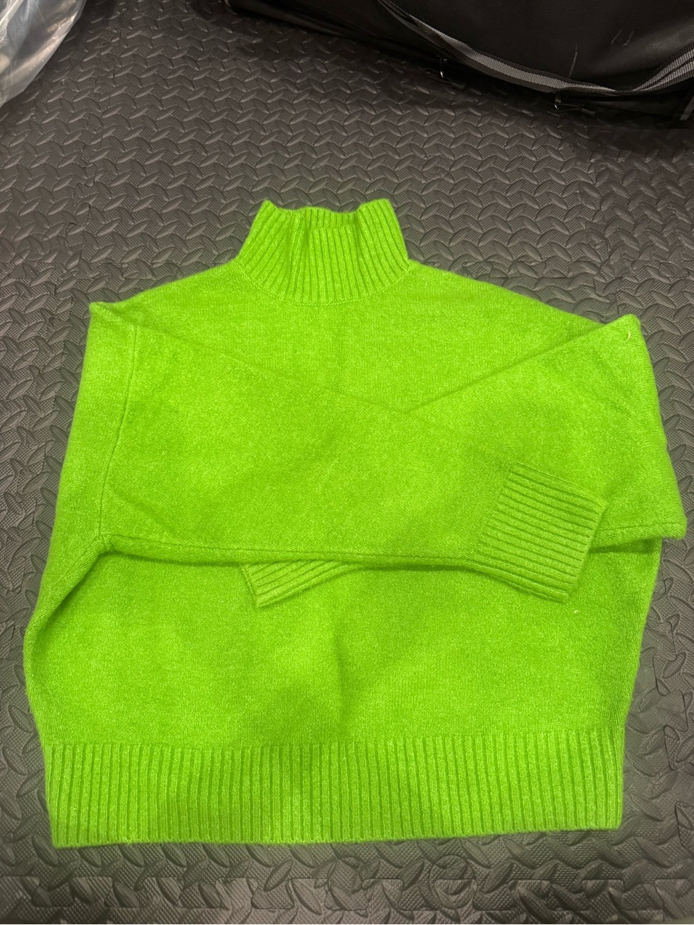 Zara Bright Green Turtleneck Sweater